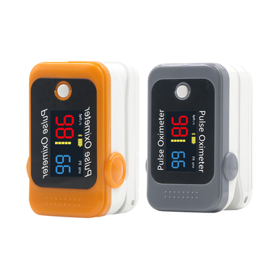 Convenient Bluetooth Fingertip Oximeter ±2bpm Accuracy For PR 30 Hours Battery Life
